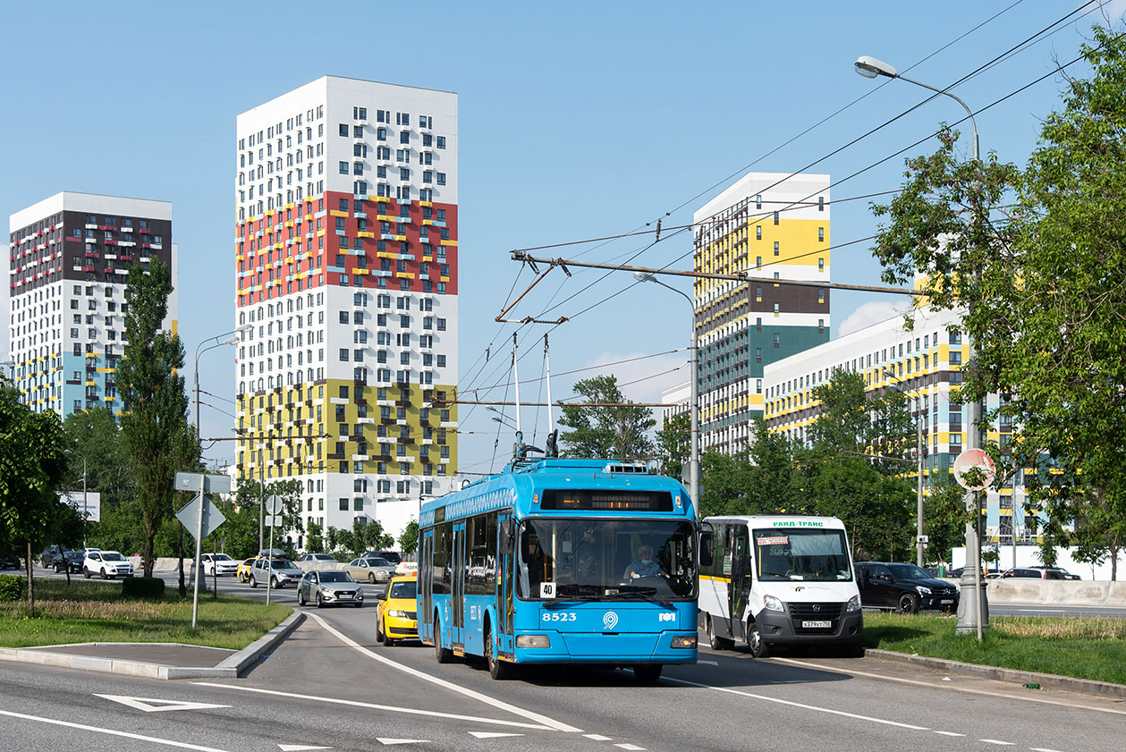 Moskva, BKM 321 № 8523