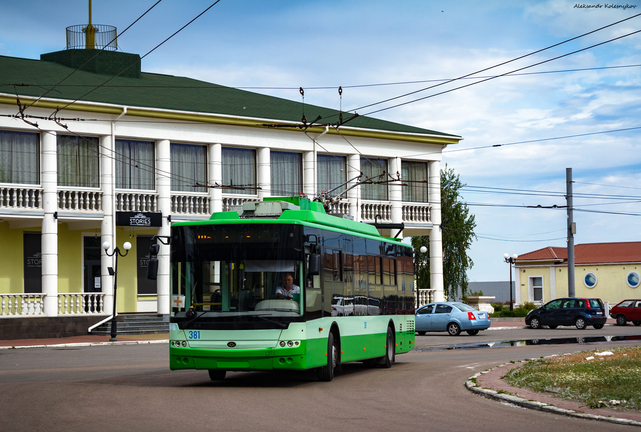 Черкассы, Богдан Т70117 № 381