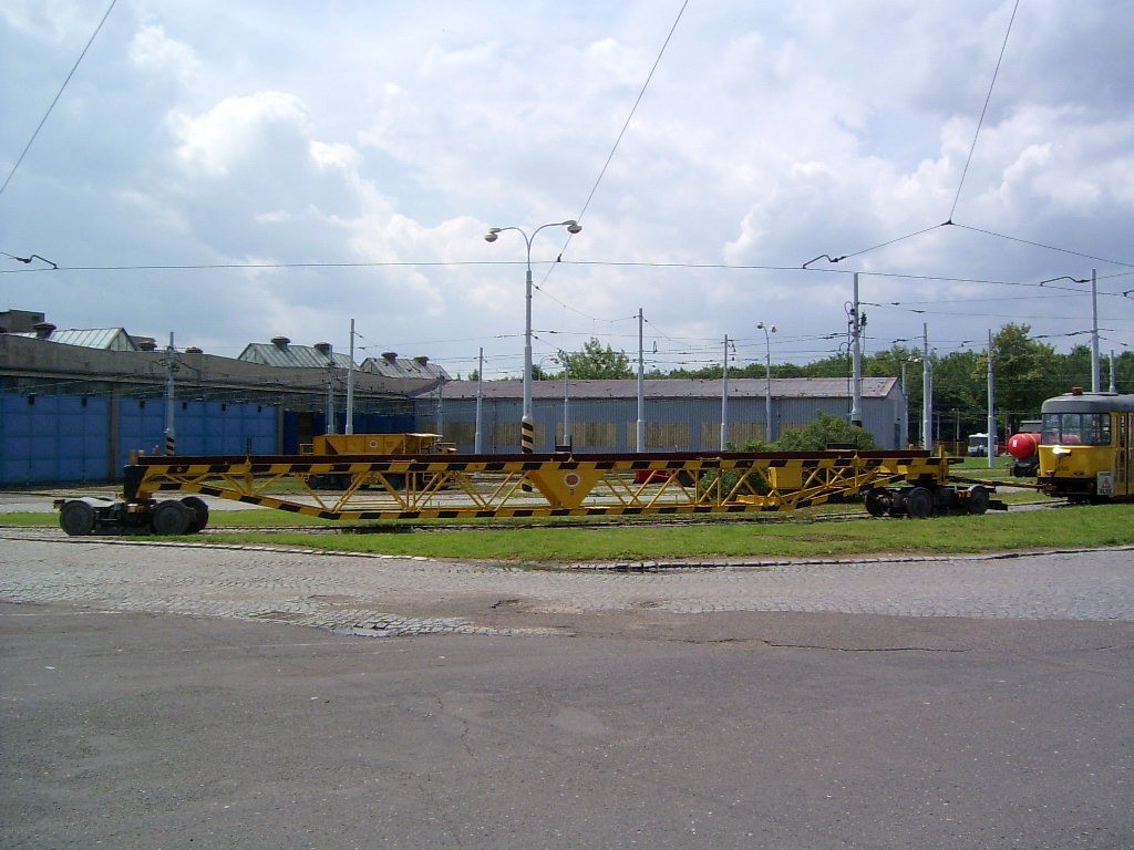 Мост ― Литвинов, Двухосный грузовой прицеп № 3