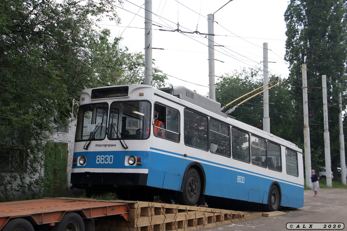 Voronezh, ZiU-682GM1 (with double first door) № 8830 Voronezh, ZiU-682GM1 (with double first door) № 8830