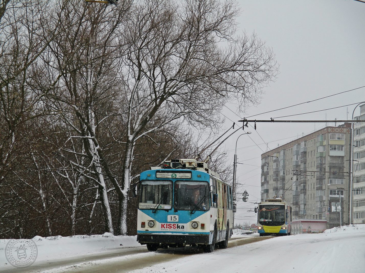 Rybinsk, VMZ-170 Nr. 15; Rybinsk, VMZ-5298.01 “Avangard” Nr. 8