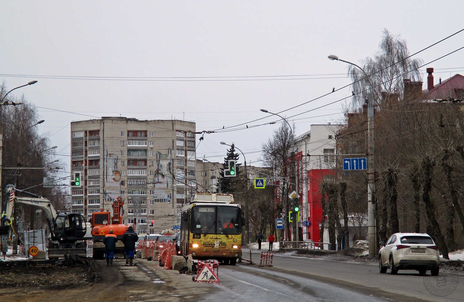 Рыбинск, ЛиАЗ-5280 № 49; Рыбинск — Разные фотографии