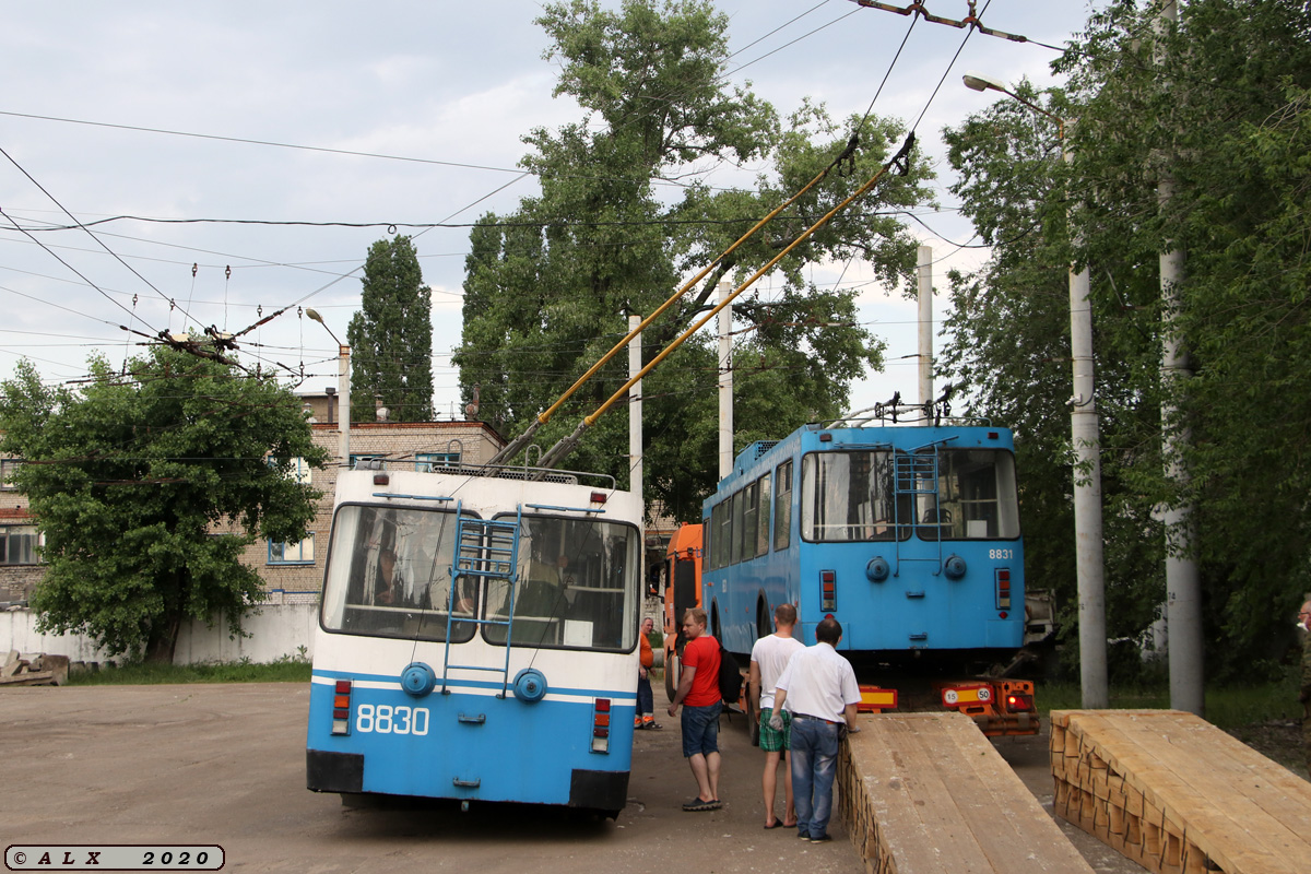 Voronezh, ZiU-682GM1 (with double first door) Br. 8830 Voronezh, ZiU-682GM1 (with double first door) Br. 8830