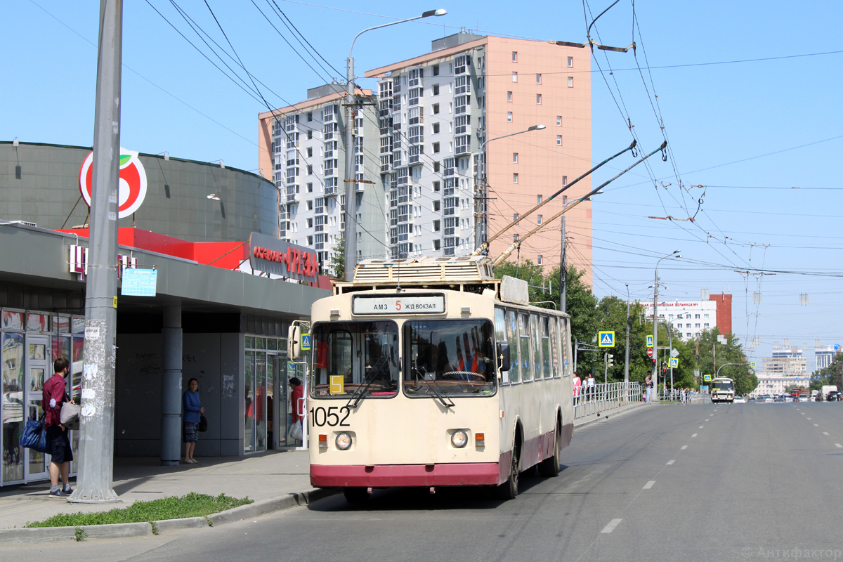 Chelyabinsk, ZiU-682G [G00] č. 1052