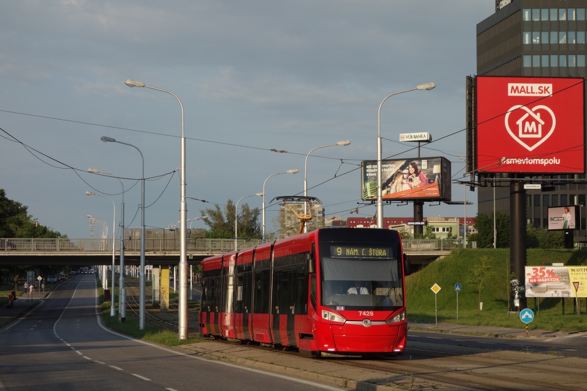 Братислава, Škoda 29T ForCity Plus № 7428