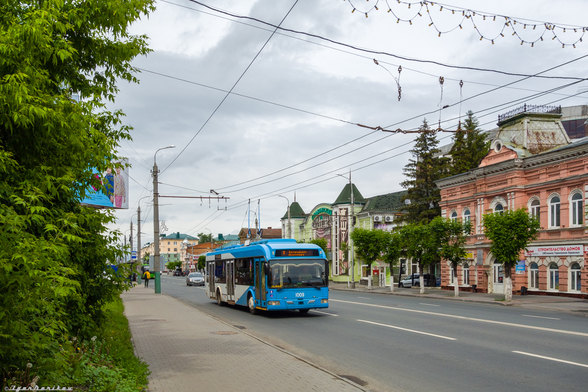 Пенза, БКМ 321 № 1009