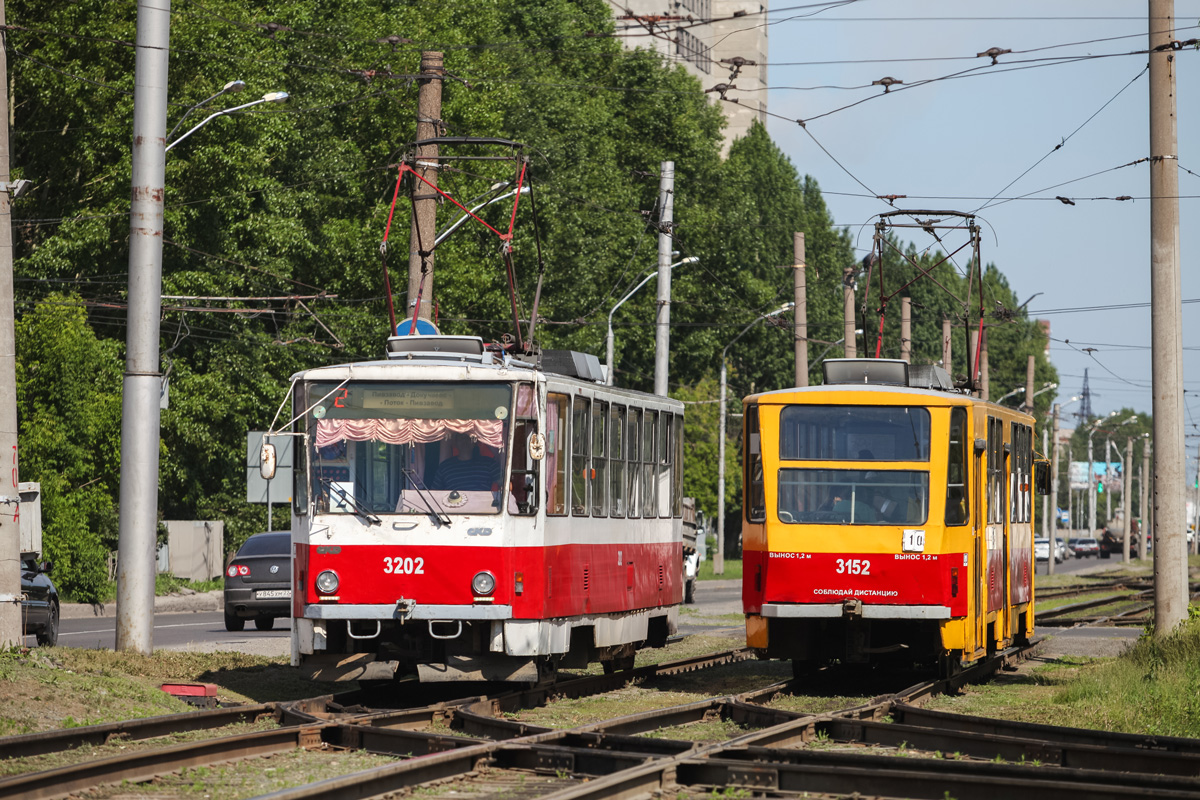 Барнаул, Tatra T6B5SU № 3202; Барнаул, Tatra T6B5SU № 3152