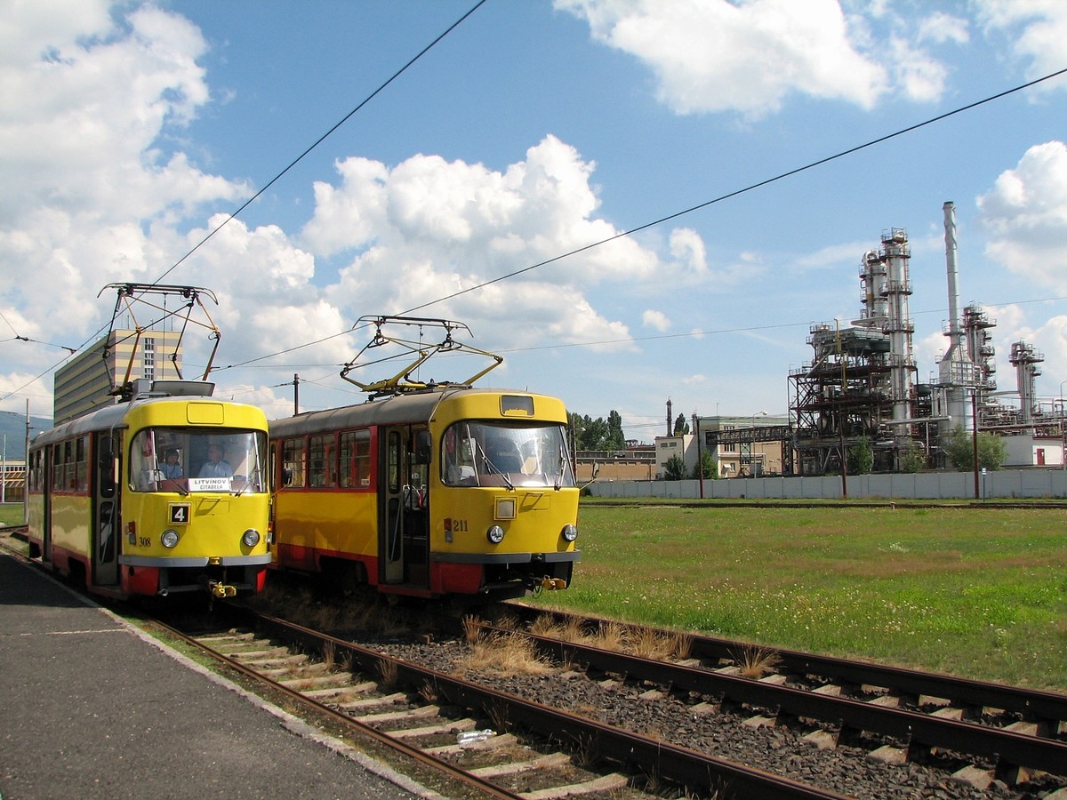 Мост ― Литвинов, Tatra T3M.3 № 308; Мост ― Литвинов, Tatra T3SU № 211 Мост ― Литвинов, Tatra T3M.3 № 308; Мост ― Литвинов, Tatra T3SU № 211