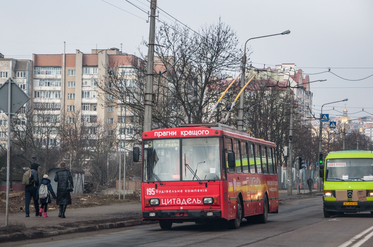 Ивано-Франковск, Škoda 14Tr10/6 № 195
