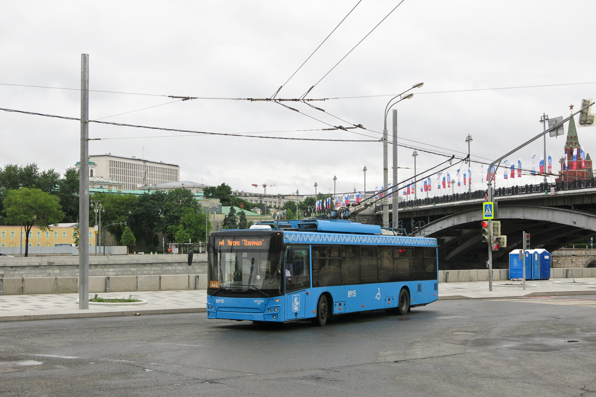 Москва, СВАРЗ-МАЗ-6275 № 8915