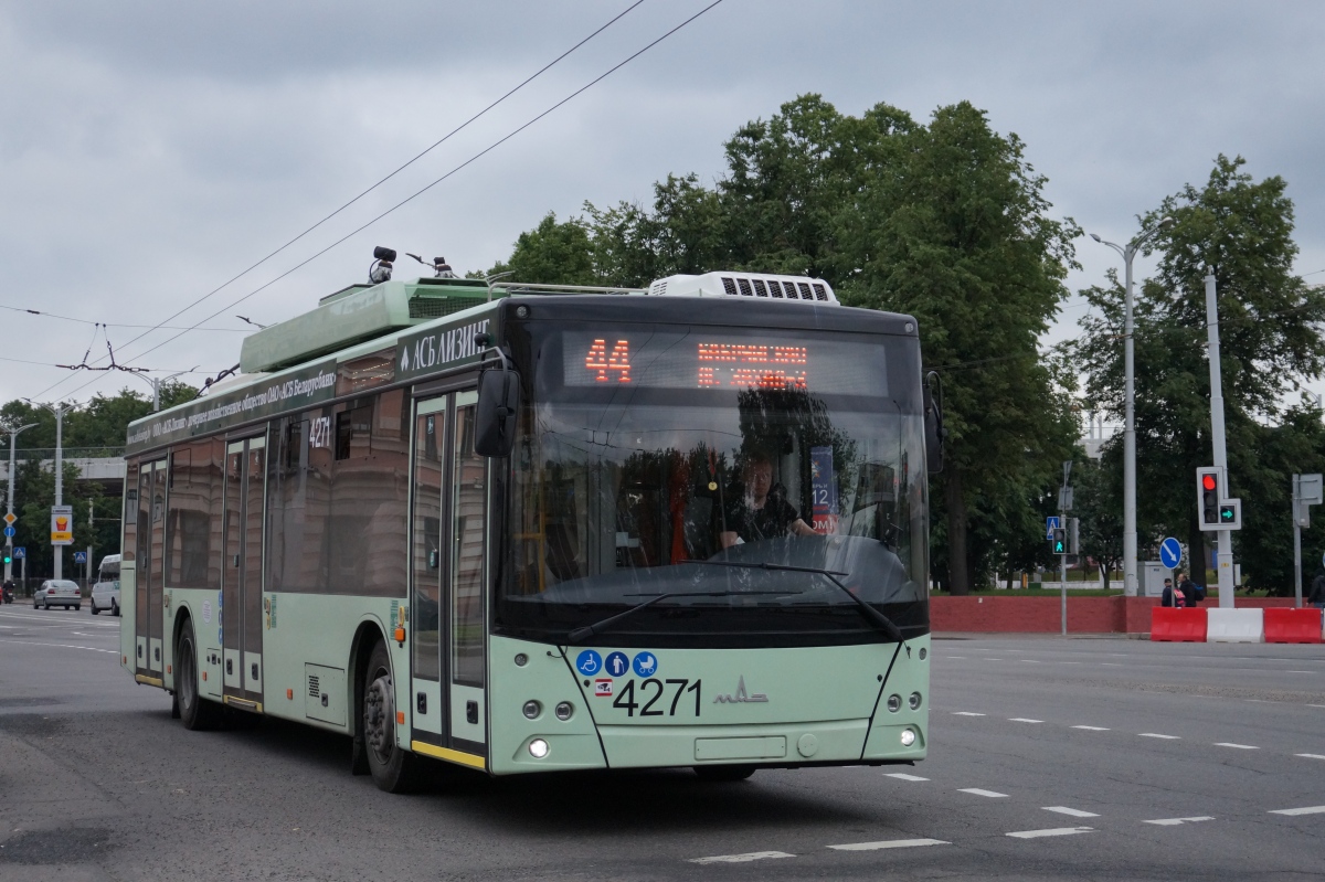 Minszk, MAZ-203T70 — 4271