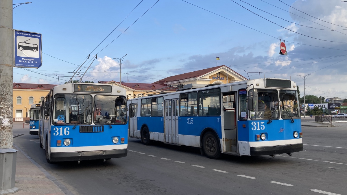 Винница, ЗиУ-682Г [Г00] № 315; Винница, ЗиУ-682Г [Г00] № 316