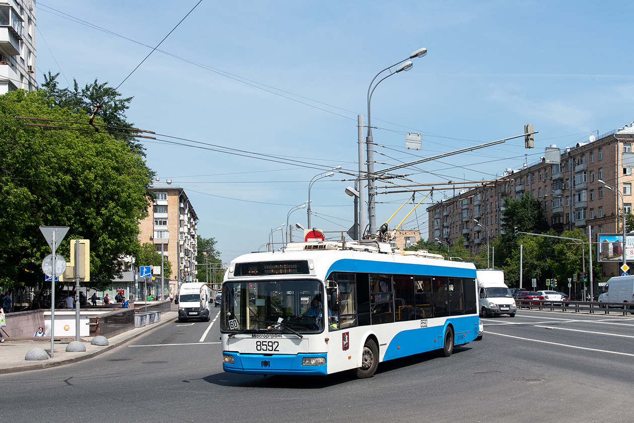 Москва, БКМ 321 № 8592