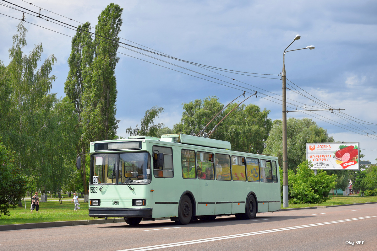 Гомель, БКМ 201А7 № 1693