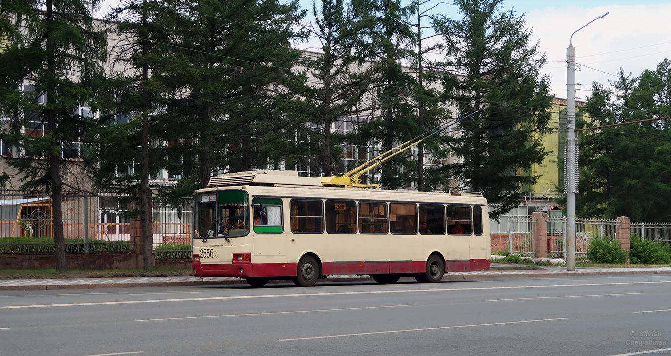 Челябинск, ЛиАЗ-5280 (ВЗТМ) № 2556
