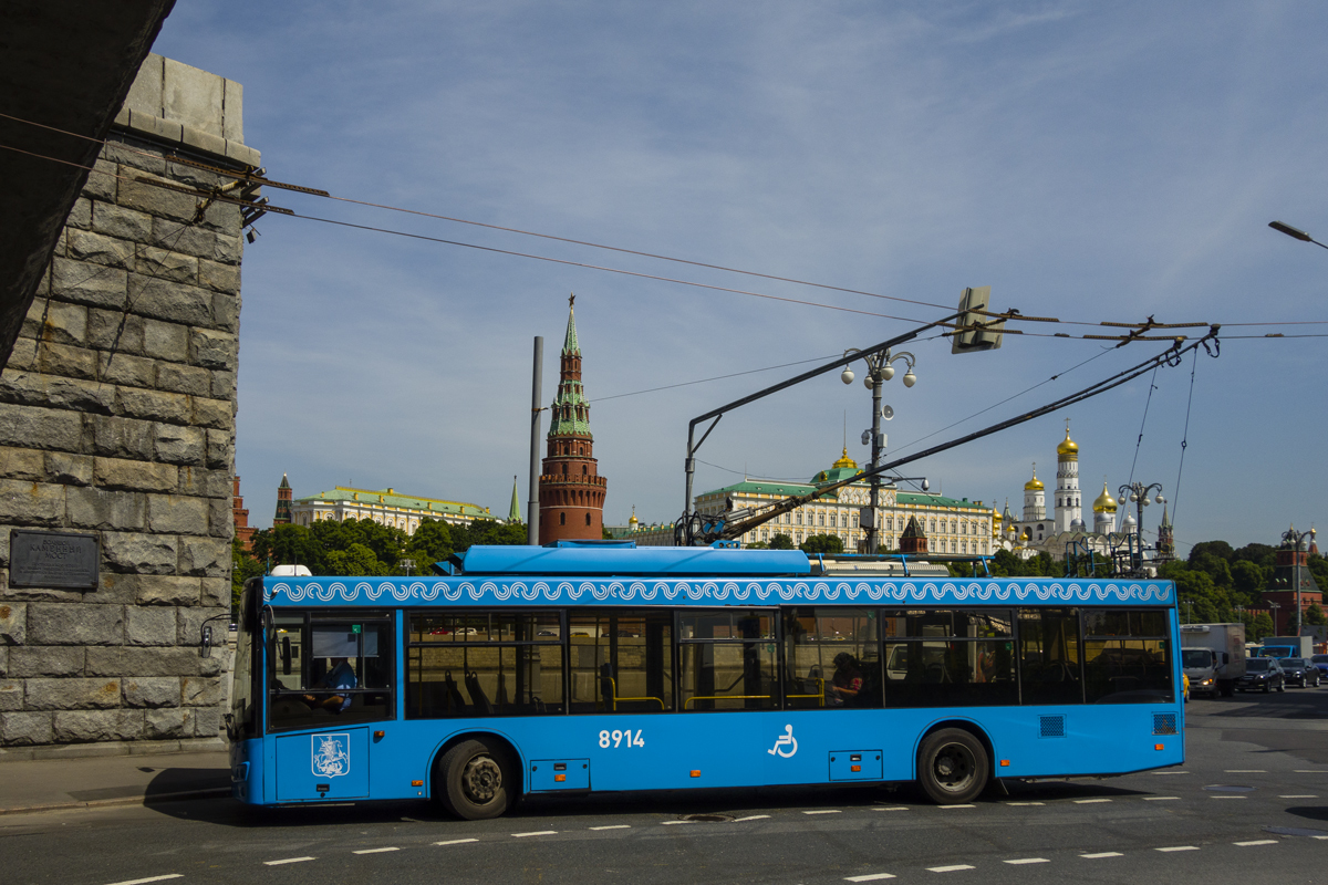 Москва, СВАРЗ-МАЗ-6275 № 8914