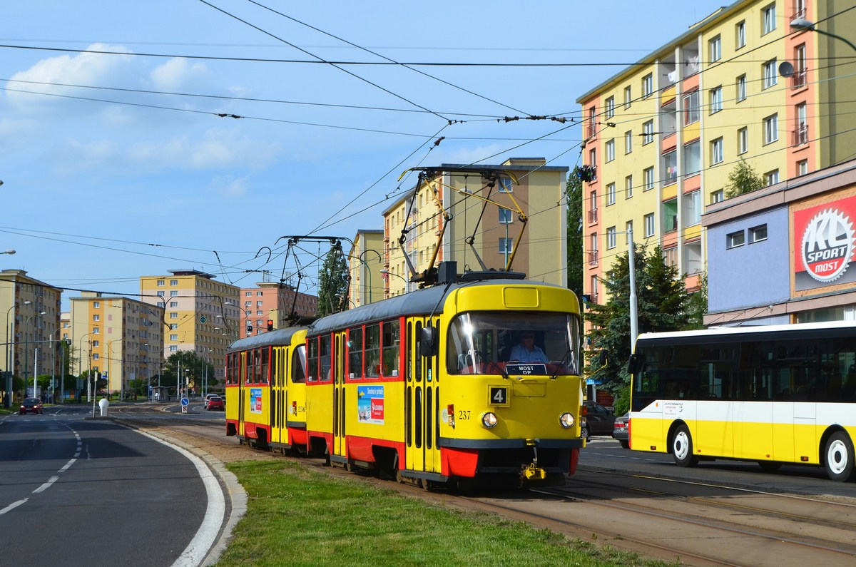 Мост ― Литвинов, Tatra T3M.3 № 237