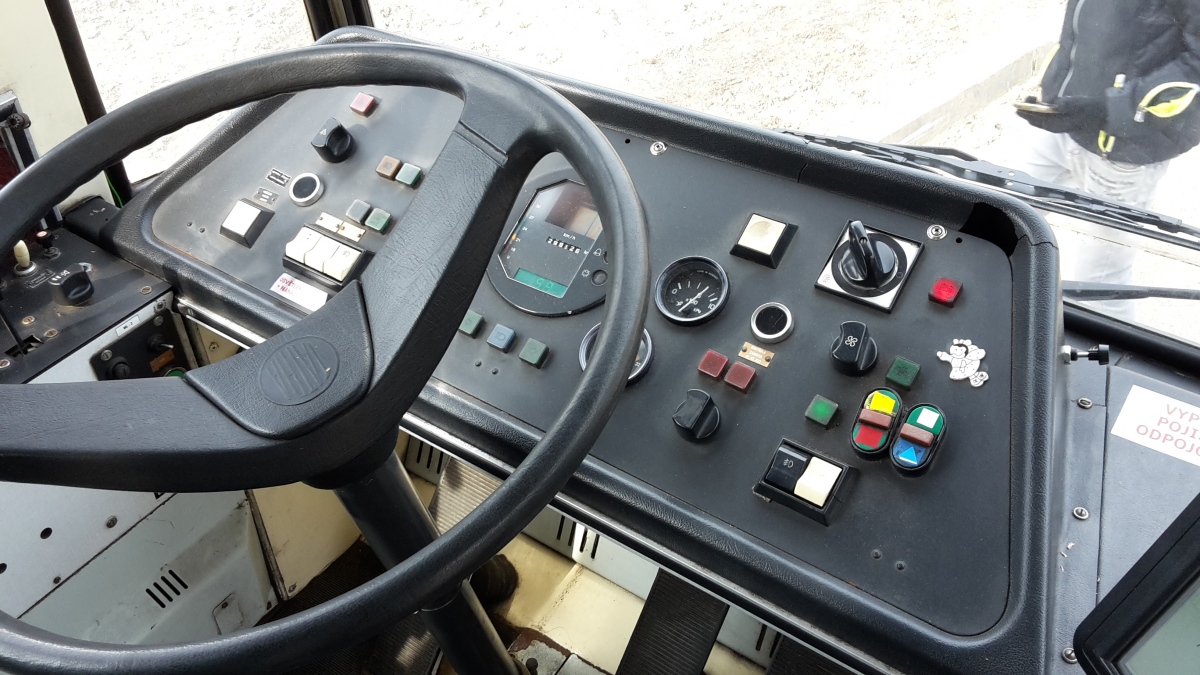 帕杜比赤, Škoda 14Tr13/6M # 376