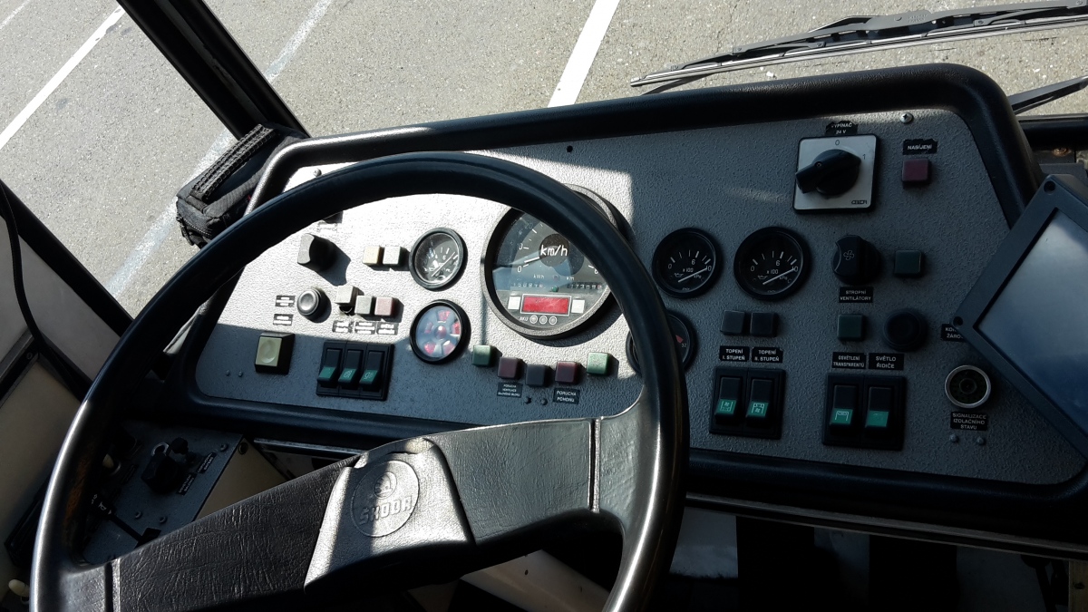 Злин, Škoda 15Tr13/6M № 350