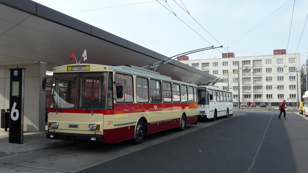 Pardubice, Škoda 14Tr08/6 № 311
