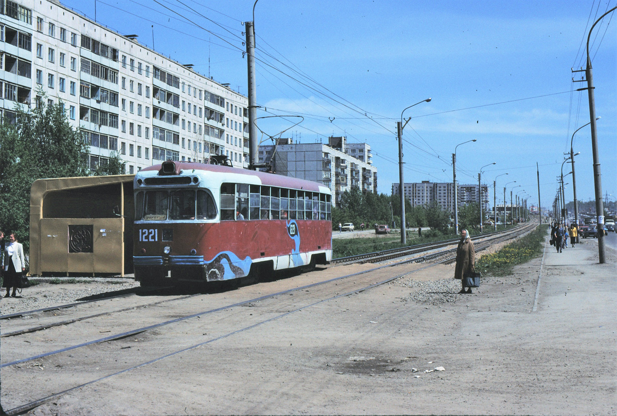 Новосибирск, РВЗ-6М2 № 1221