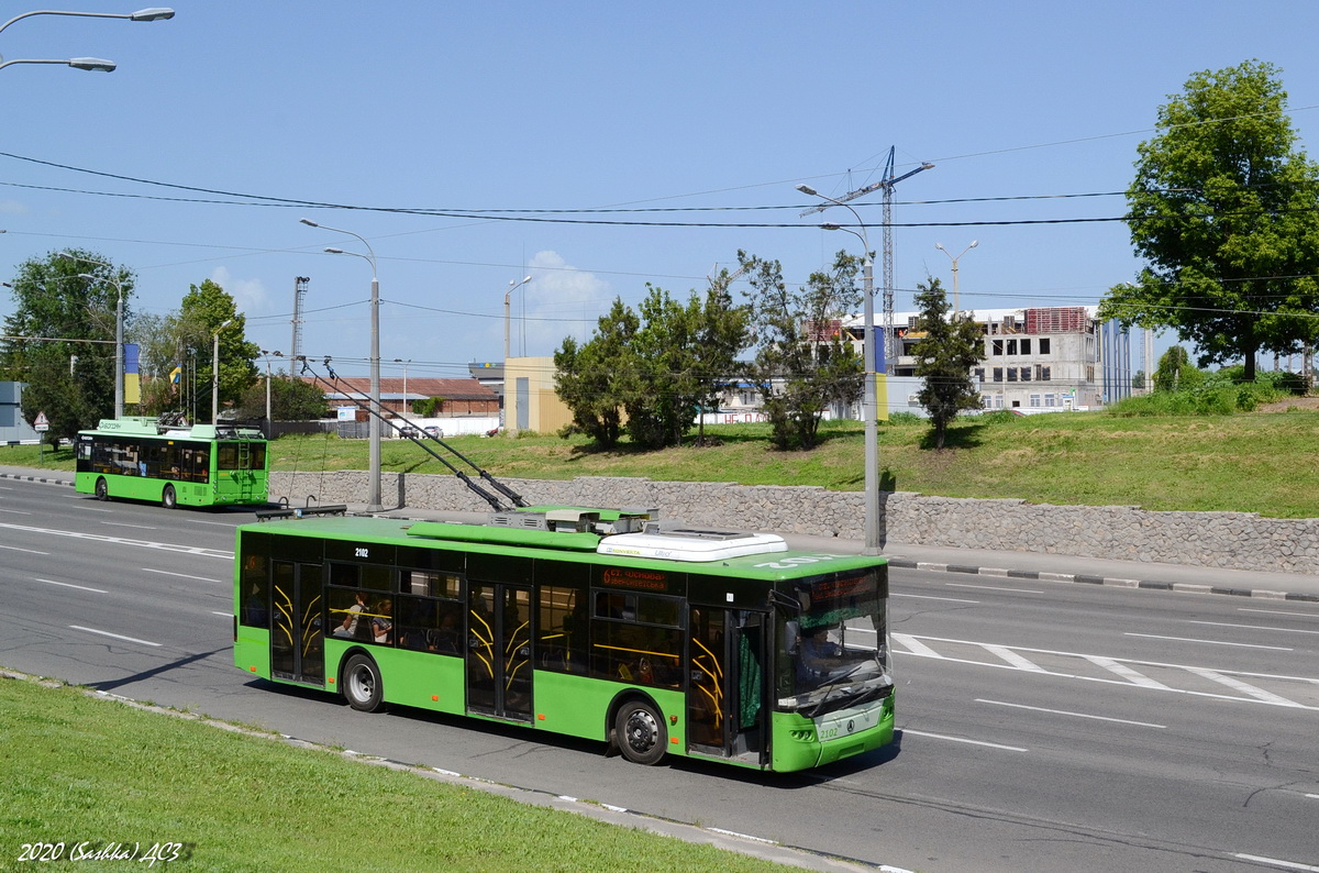 Harkiv, LAZ E183A1 № 2102