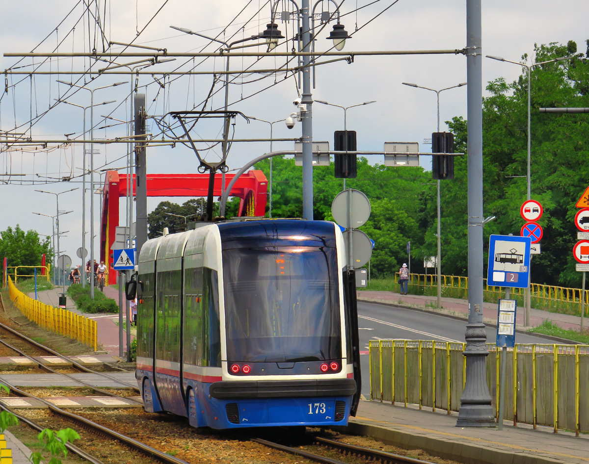 Быдгощ, PESA Swing 121NaB № 173