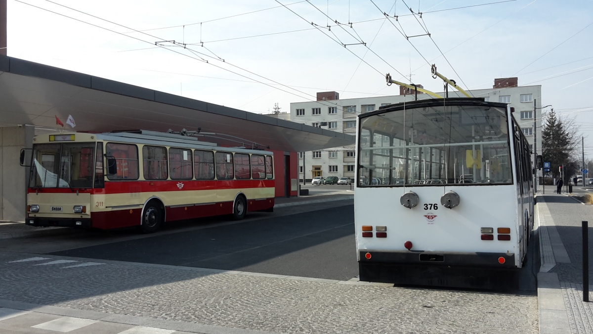 Pardubice, Škoda 14Tr13/6M № 376; Pardubice, Škoda 14Tr08/6 № 311