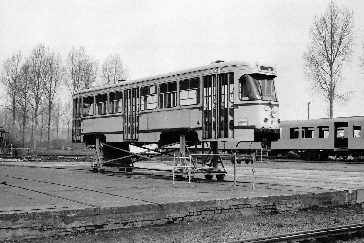 Marseille, BN PCC Nr. 2010; Brugge — Tram factory
