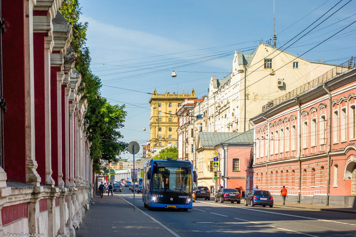 Москва, КАМАЗ-6282 № 430207