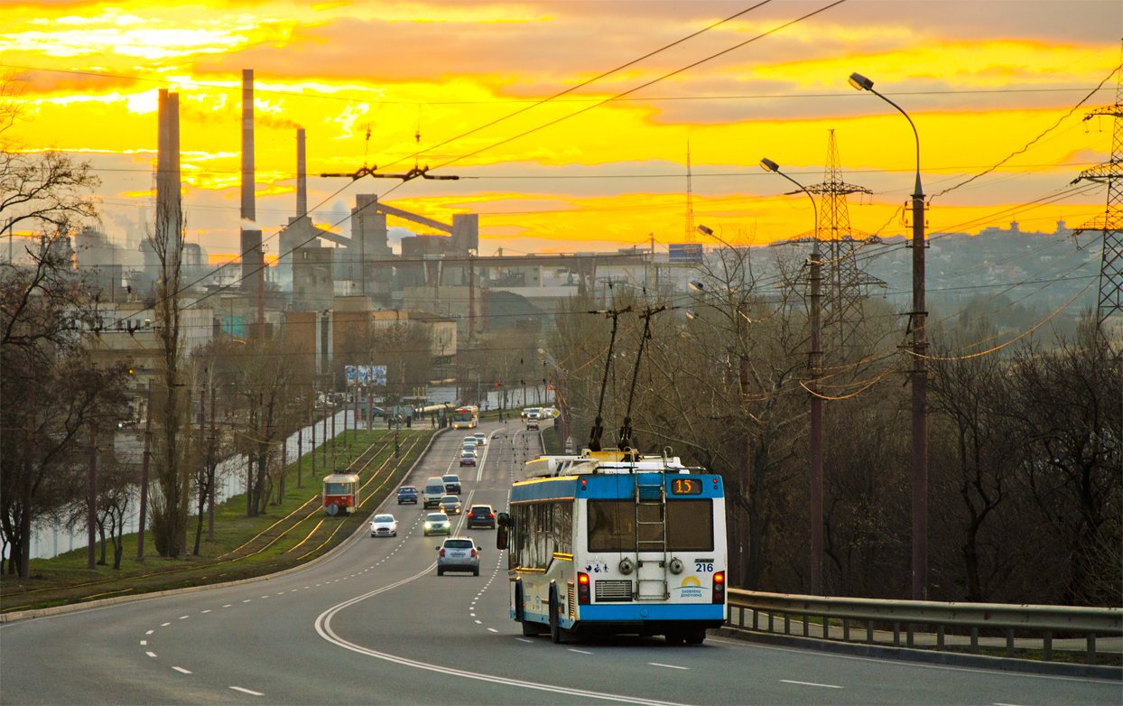 Мариуполь, Дніпро Т103 № 216