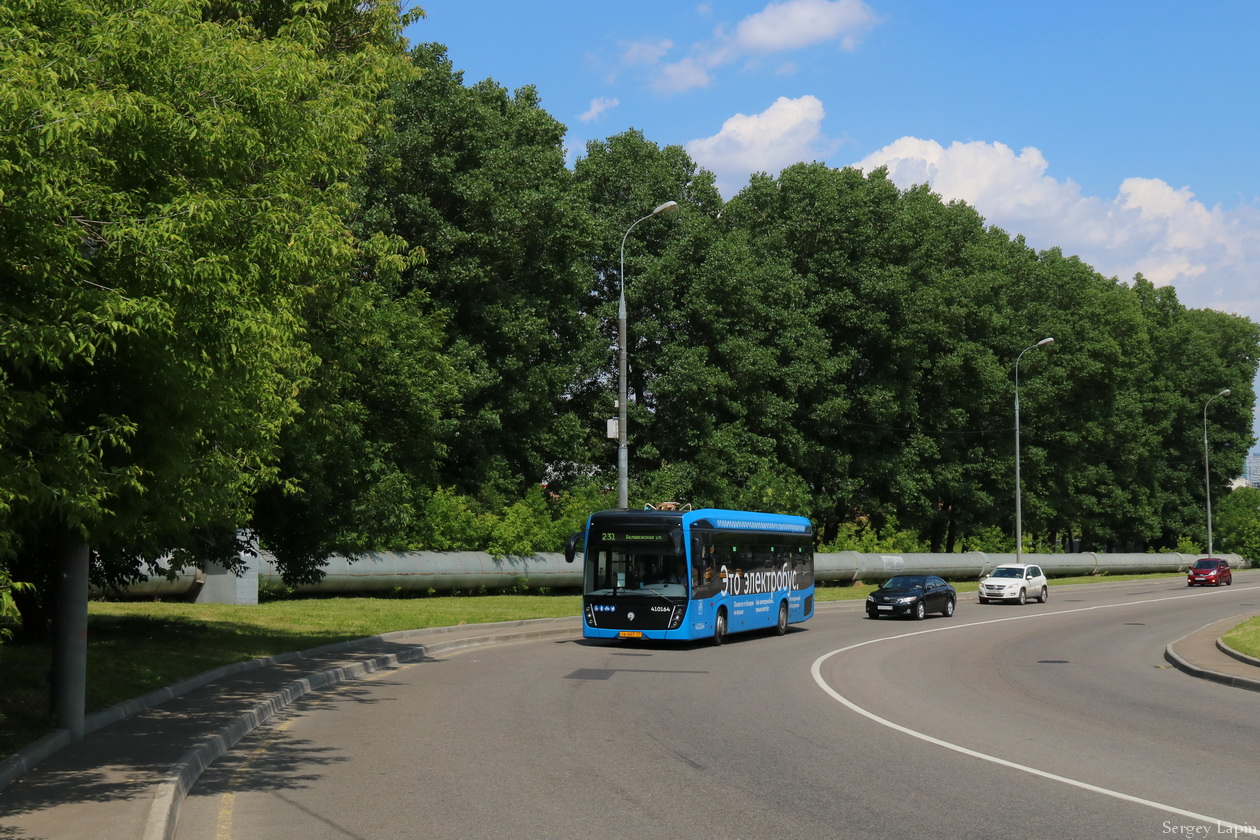 Moscou, KAMAZ-6282 N°. 410164