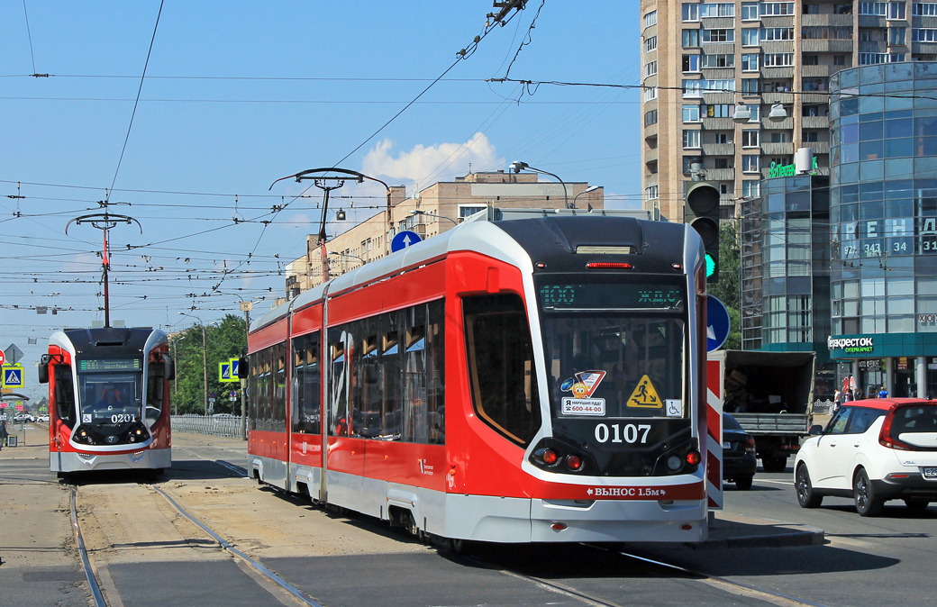 Санкт-Петербург, 71-923 «Богатырь» № 0201; Санкт-Петербург, 71-931 «Витязь» № 0107