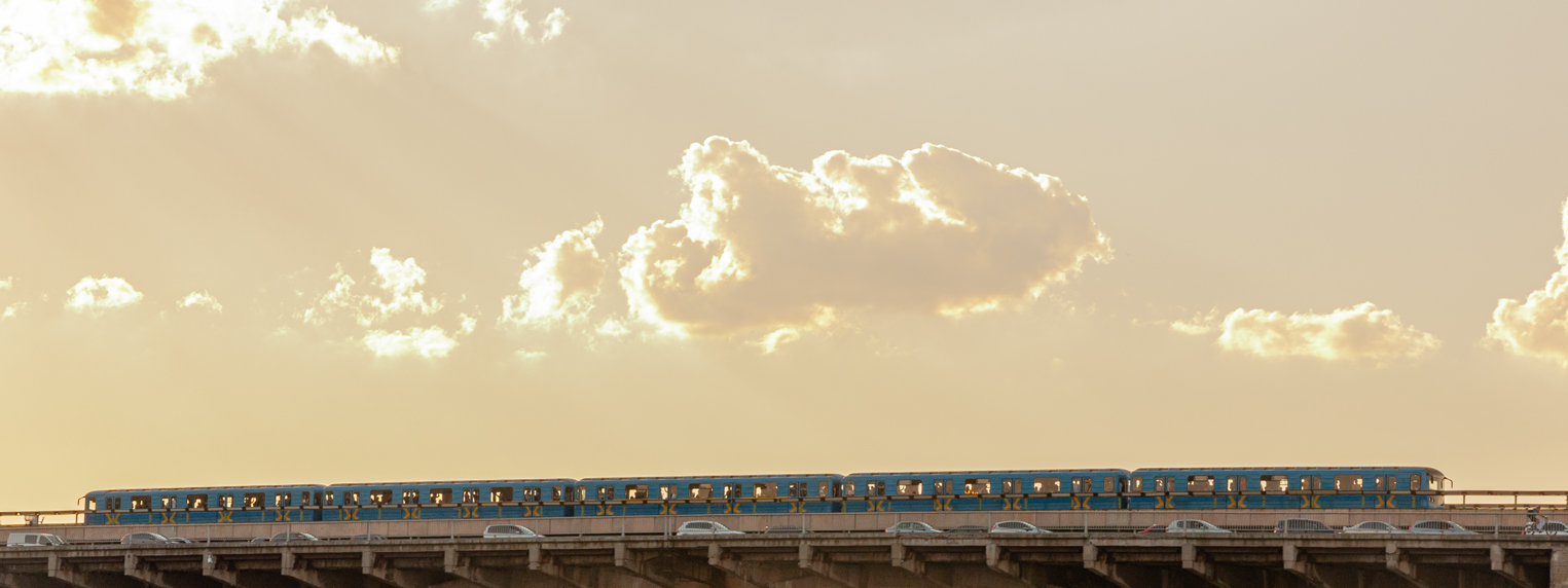 Киев — Метрополитен — Подвижной состав — Е-КМ*; Киев — Метрополитен — Святошинско-Броварская линия