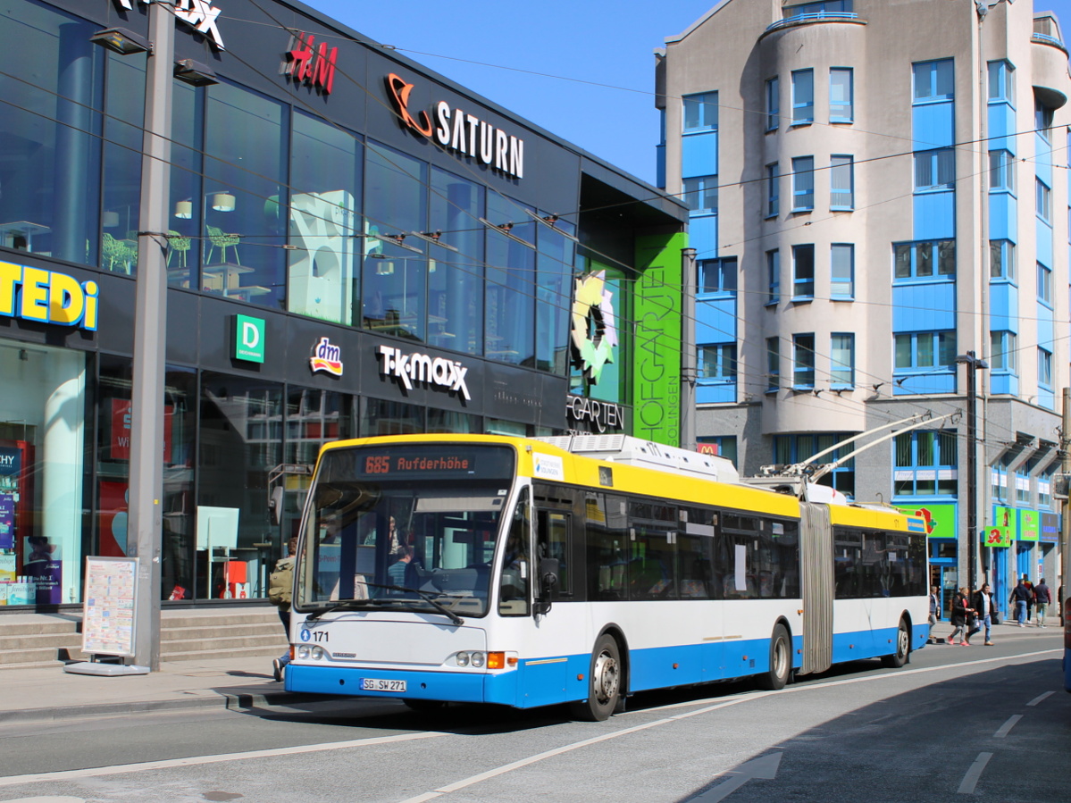 Золинген, Berkhof Premier AT18 № 171