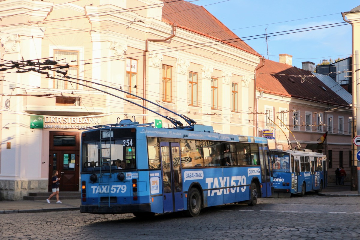 Черновцы, Den Oudsten B88 № 354