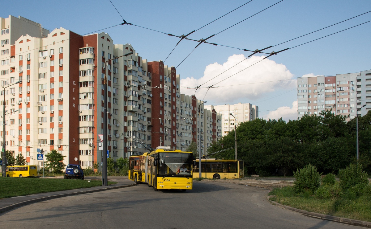 Киев, Богдан Т90110 № 4350; Киев — Конечные станции и кольца