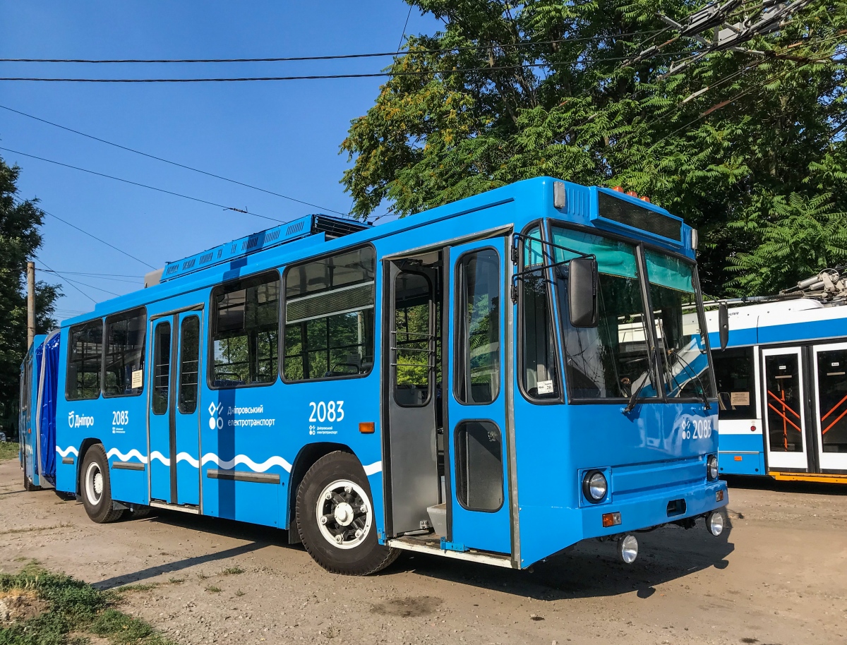 Днепр, ЮМЗ Т1 № 2083