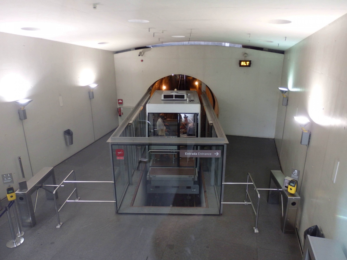 Порту — Funicular dos Guindais
