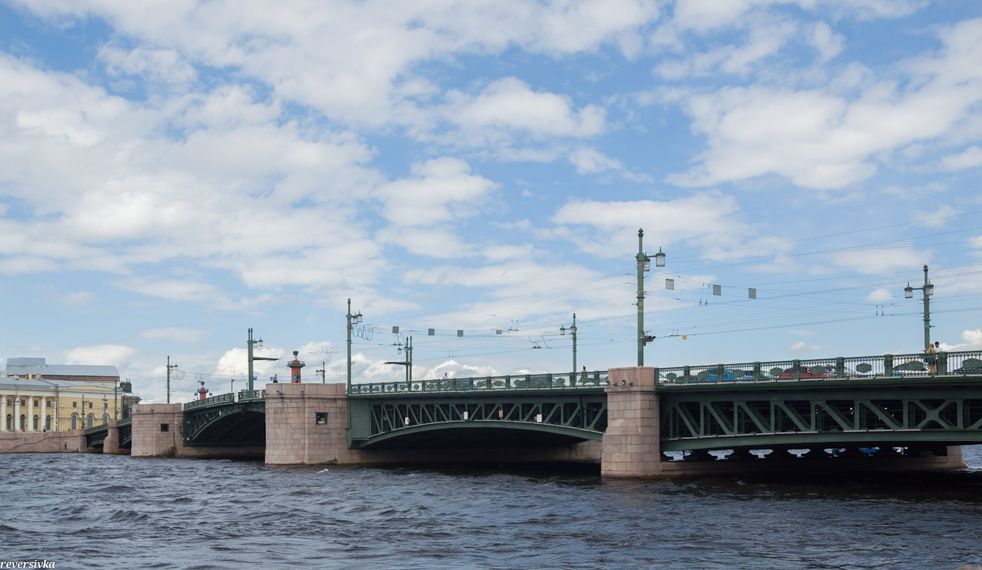 Sankt Petersburg — Bridges; Sankt Petersburg — Trolleybus lines and infrastructure