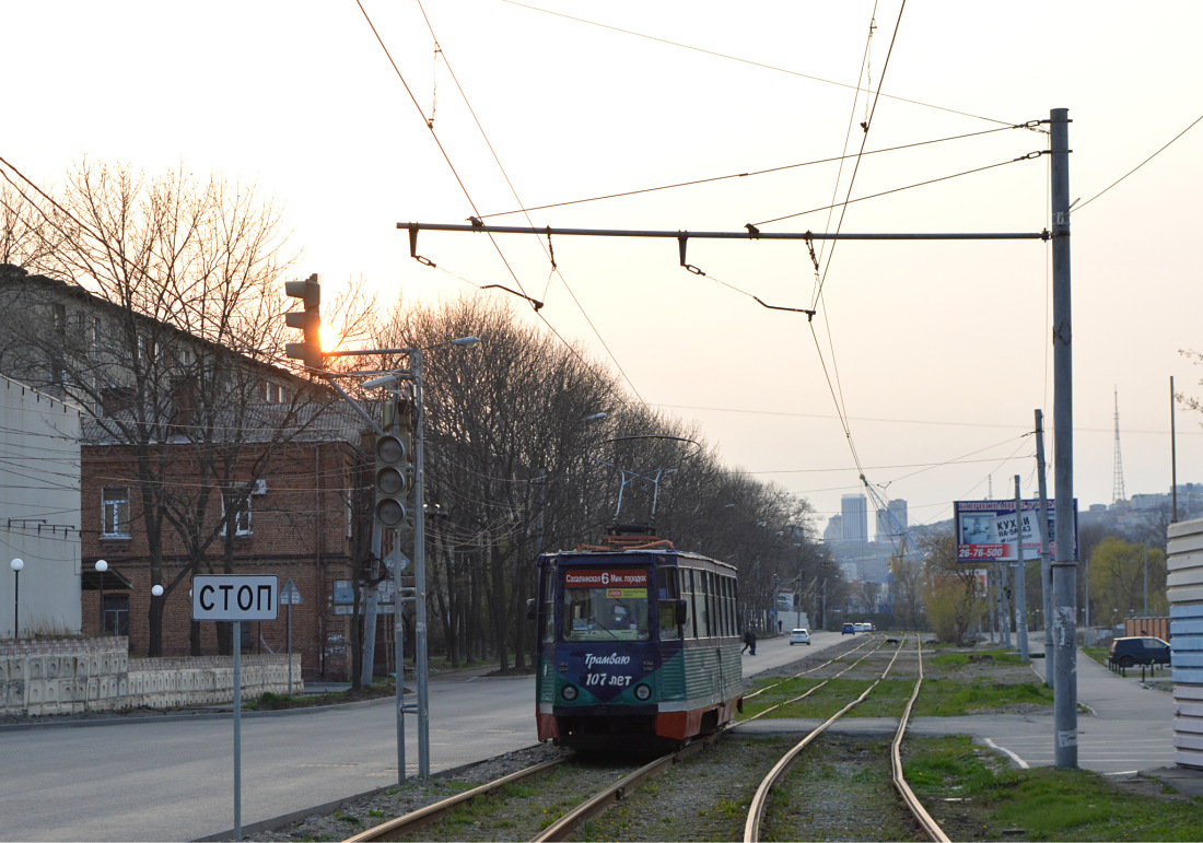 Владивосток, 71-605 (КТМ-5М3) № 297