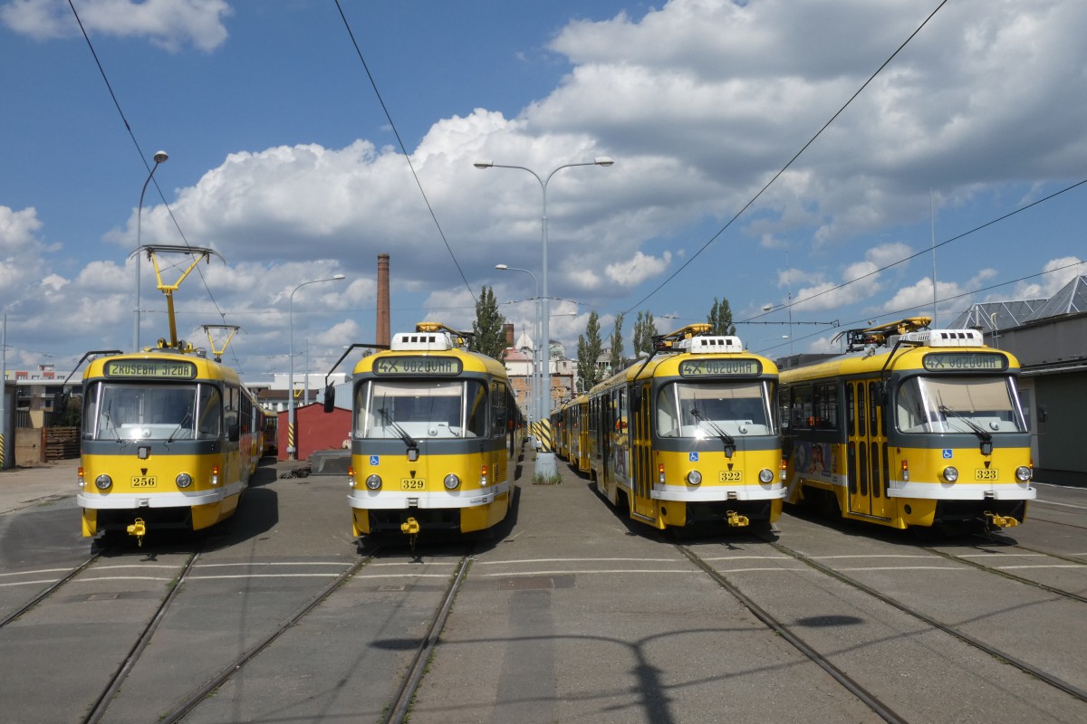Plzeň, Tatra T3R.P nr. 256; Plzeň, Tatra T3R.PLF nr. 329; Plzeň, Tatra T3R.PLF nr. 322; Plzeň, Tatra T3R.PLF nr. 323