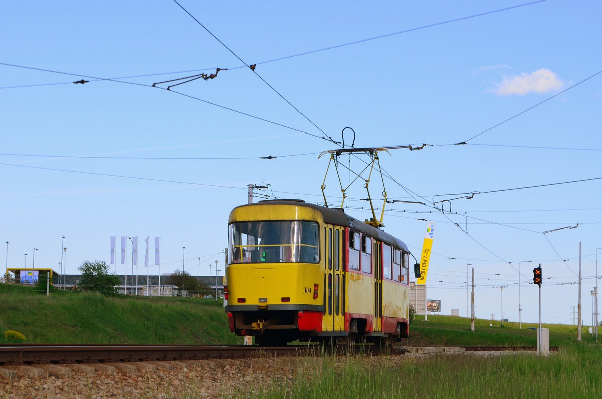 Мост ― Литвинов, Tatra T3M.3 № 304