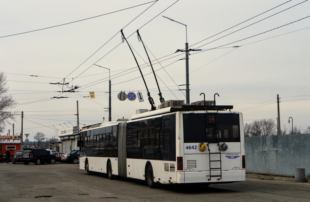 Киев, ЛАЗ E301D1 № 4642