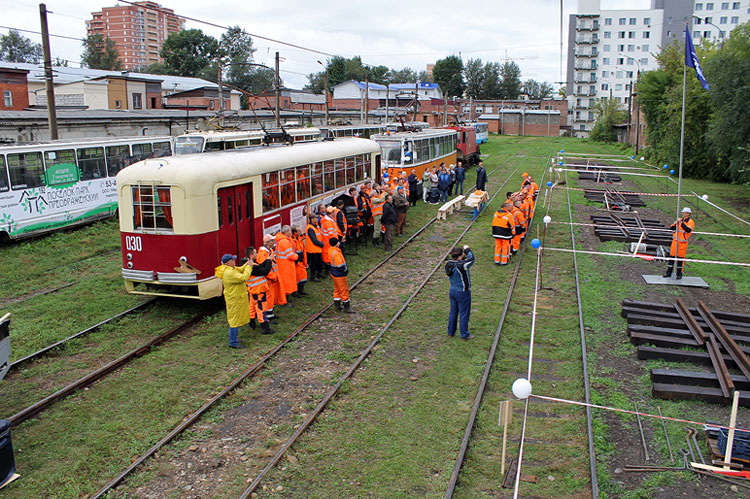 伊爾庫次克 — Miscellaneous photos; 伊爾庫次克 — Workmanship contest