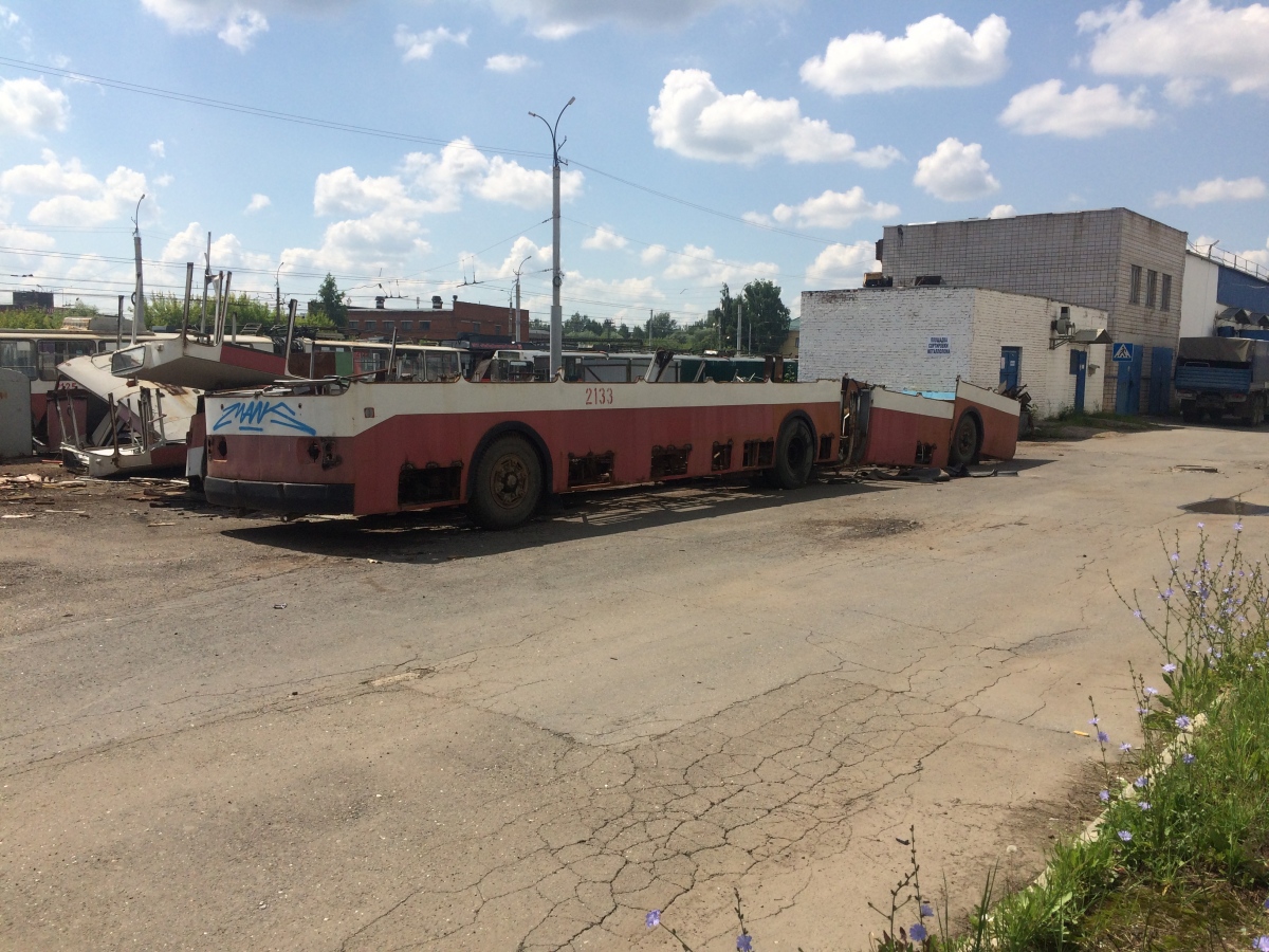 Ижевск, ЗиУ-683В01 № 2133