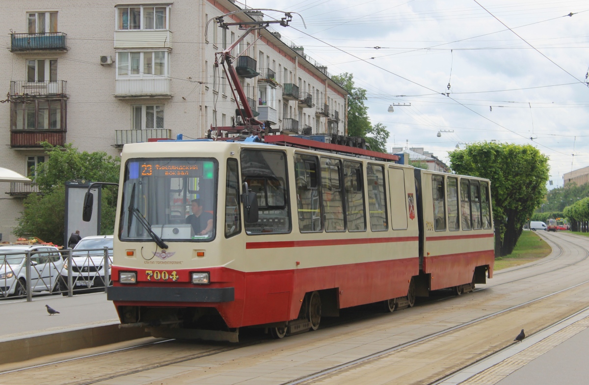 Sankt Petersburg, LVS-86K Nr 7004 Sankt Petersburg, LVS-86K Nr 7004