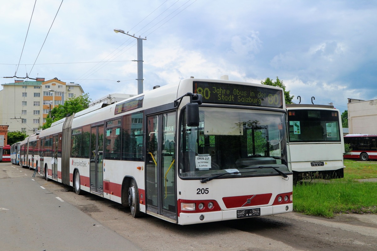 Ivano-Frankovszk, Volvo V 7000 AT — 205