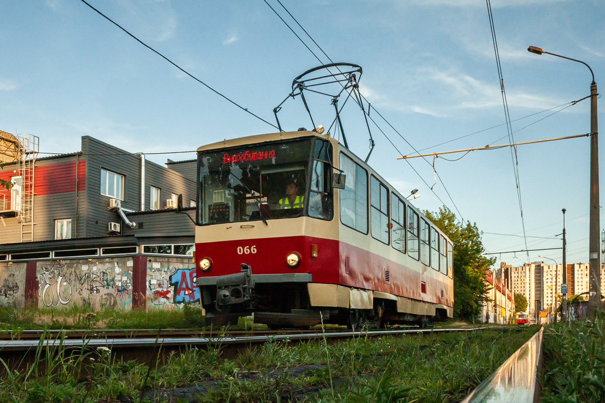 Киев, Tatra T6B5SU № 066
