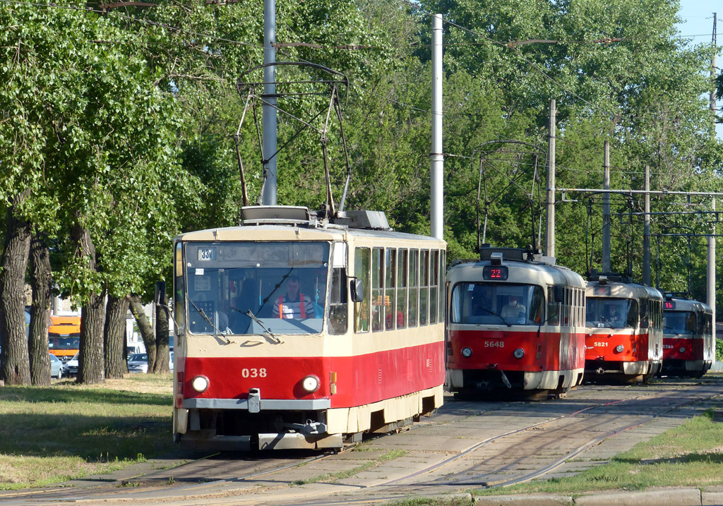 Kijów, Tatra T6B5SU Nr 038